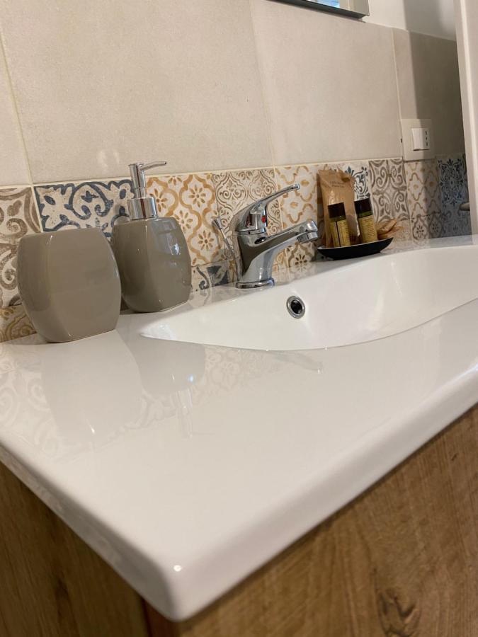 Casa Amurusa & Romantic Room อาโวลา ภายนอก รูปภาพ
