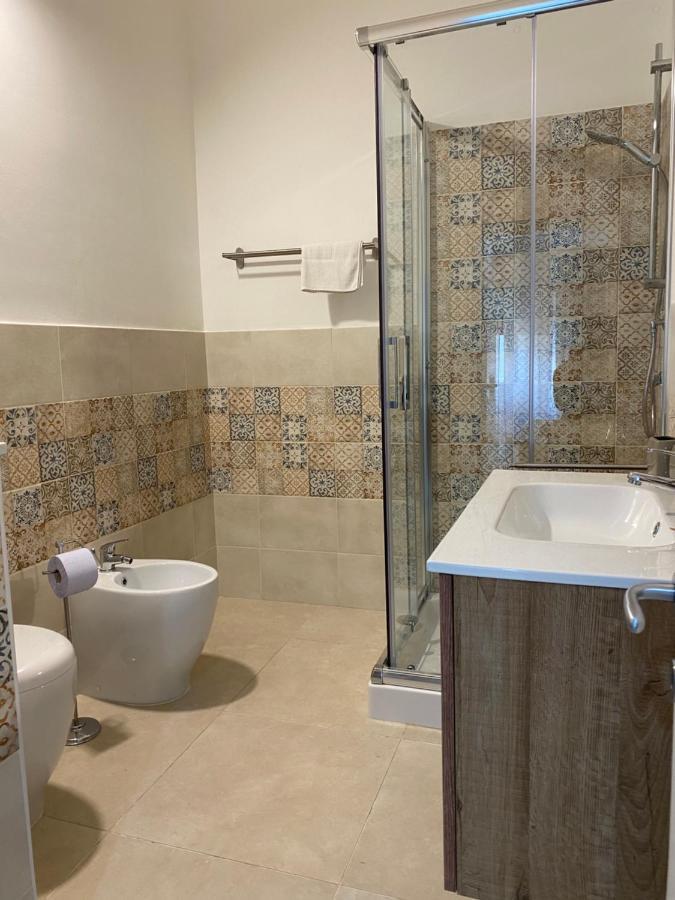 Casa Amurusa & Romantic Room อาโวลา ภายนอก รูปภาพ